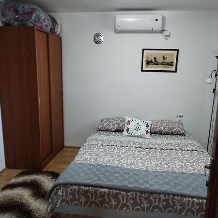 גולובאץ Apartment & Rooms Aleksandar מראה חיצוני תמונה