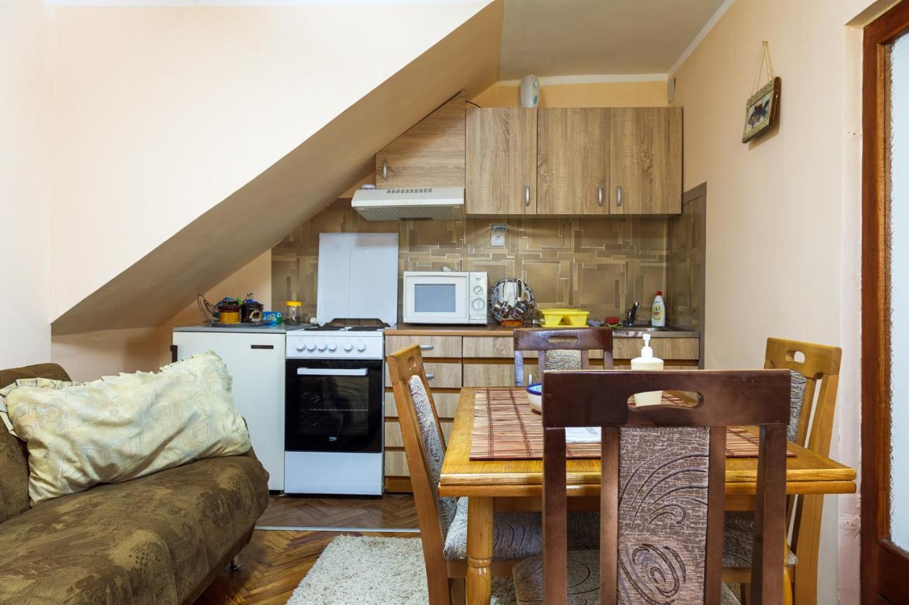 גולובאץ Apartment & Rooms Aleksandar מראה חיצוני תמונה