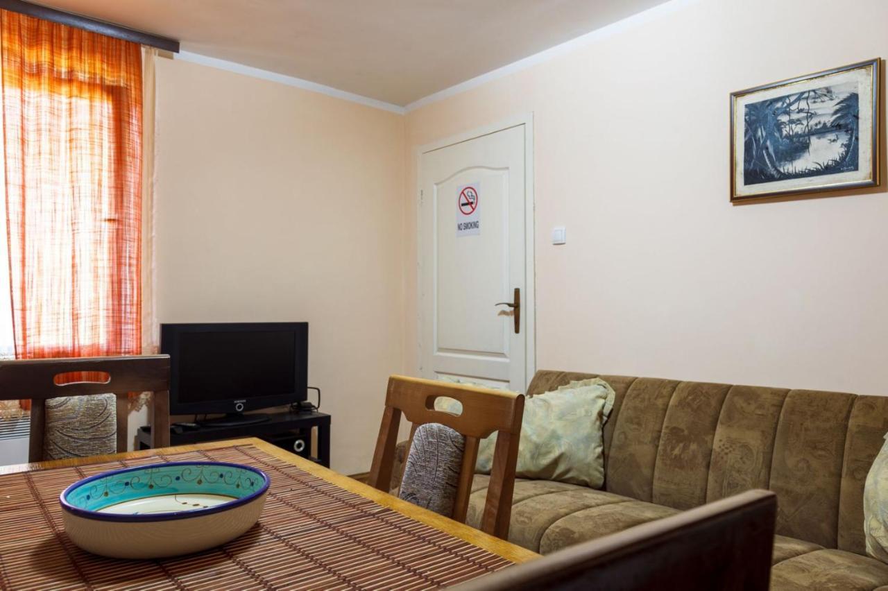 גולובאץ Apartment & Rooms Aleksandar מראה חיצוני תמונה