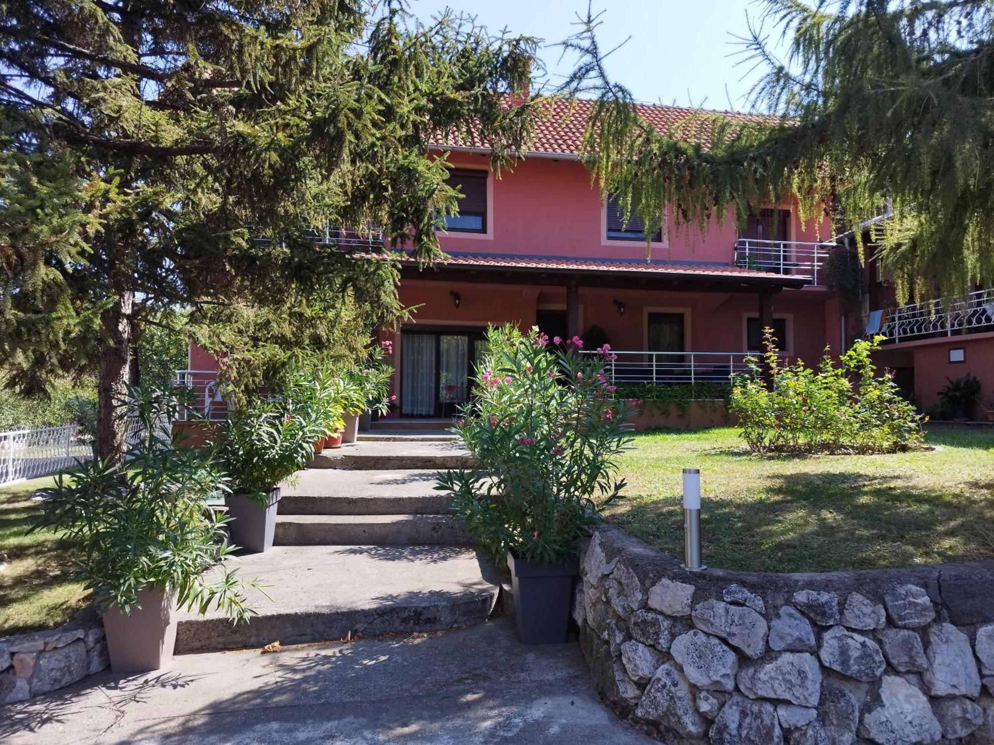 גולובאץ Apartment & Rooms Aleksandar מראה חיצוני תמונה
