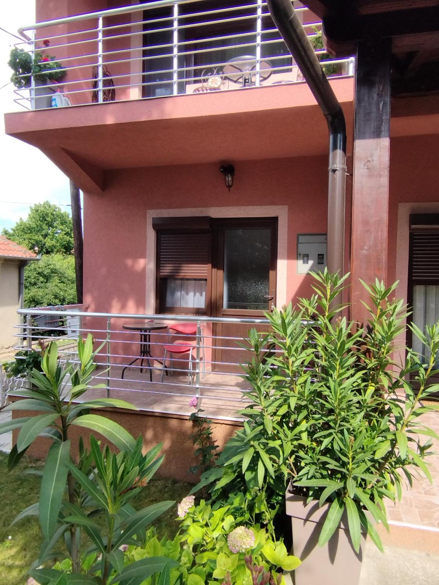 גולובאץ Apartment & Rooms Aleksandar מראה חיצוני תמונה